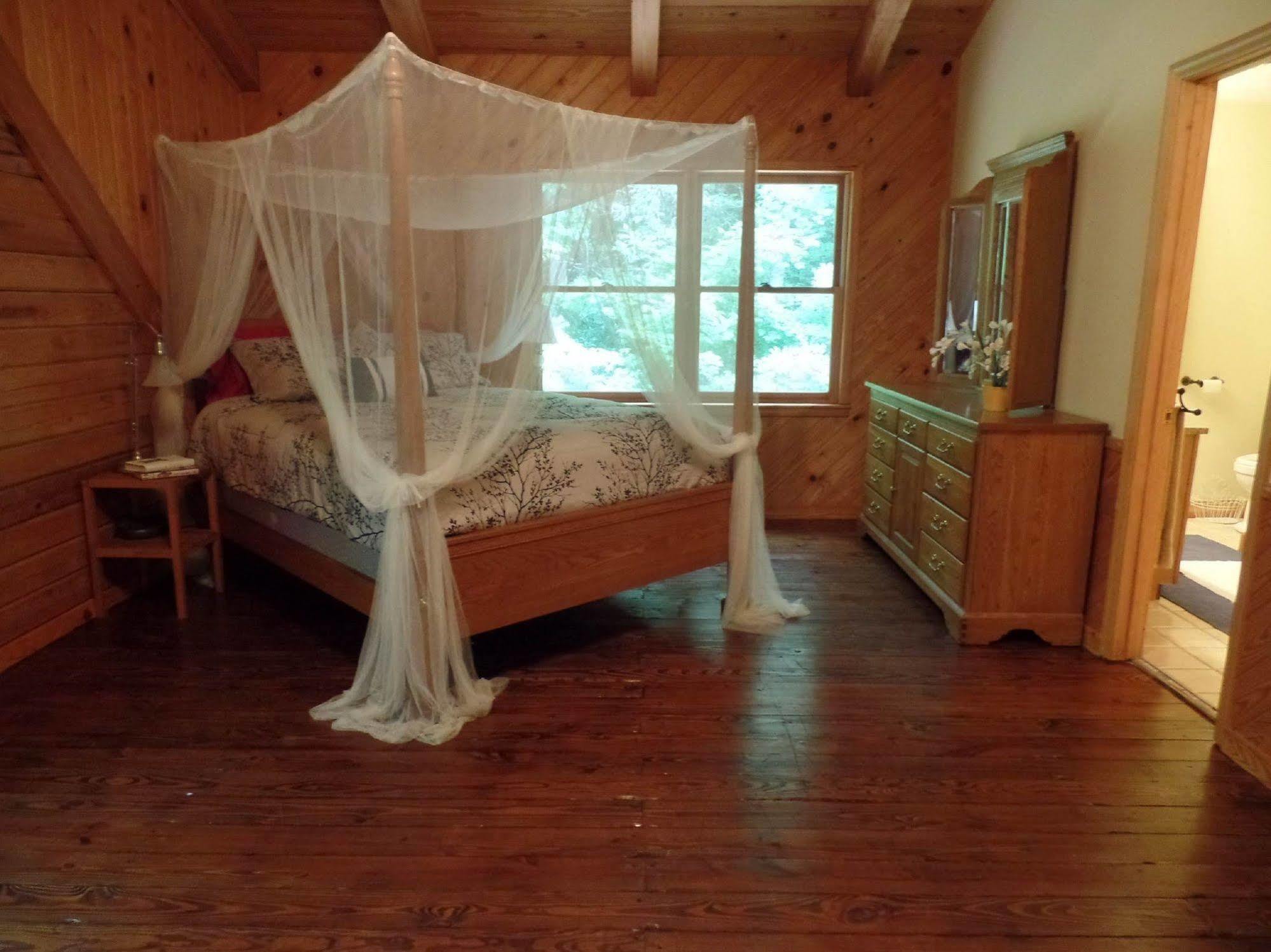 Creekside Paradise Bed And Breakfast Robbinsville Εξωτερικό φωτογραφία