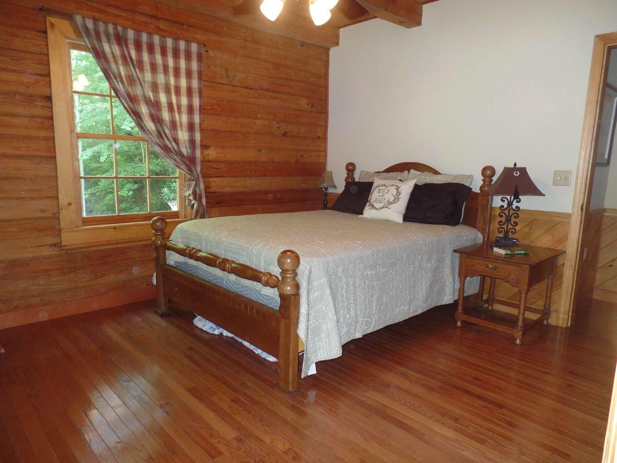 Creekside Paradise Bed And Breakfast Robbinsville Εξωτερικό φωτογραφία